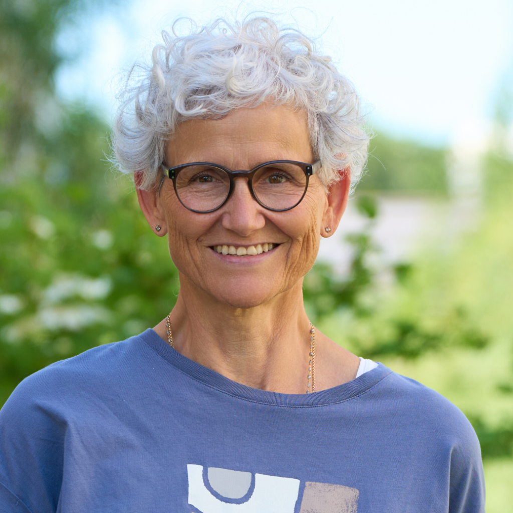 Beata Hochstrasser (elle)